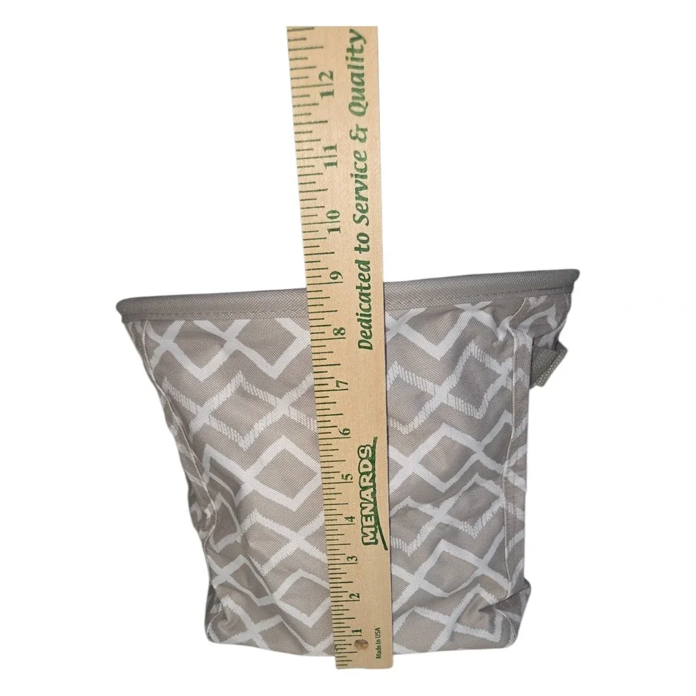 Thirty-One Tan/White Chevron Diamond Mini Storage Bin Organzier